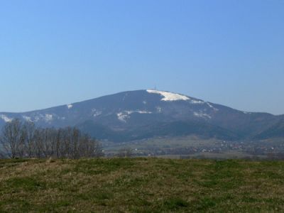 Widok na Skrzyczne z Lipki