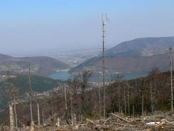Widok z Czupla w stronę zapory Porąbka