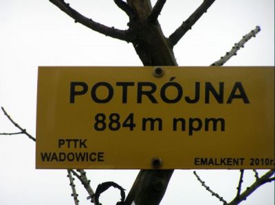 http://www.beskidmaly.pl/pun/extensions/hcs_image_uploader/uploads/10000/5500/15514/thumb/p16bkfqe8211nb1pc91d7352m1l41.JPG
